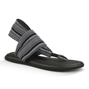 Sanuk Black & White Stripe 6